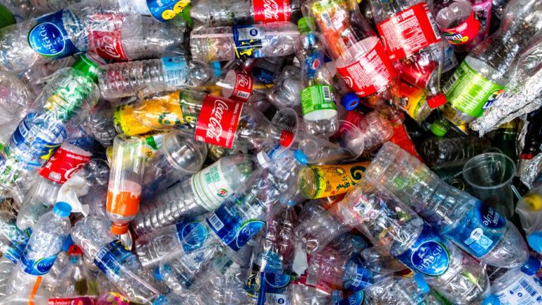 Inovasi Daur Ulang Plastik, Kamu Wajib Tahu!